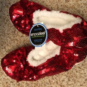Snoozies brand "classic bling" slippers